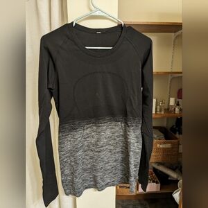 Lululemon long sleeve swiftly top